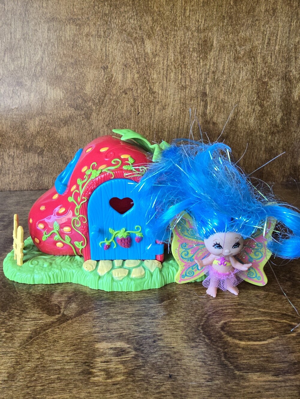 Lot of Lanard Fairykins Enchanted Village Strawberry House + Springkins Doll
